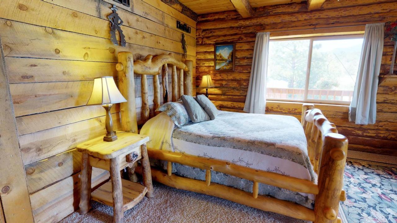 Canyon View Family Cabin, Deck, Tv Room, Games, Bbq, Campfire Монтічелло Екстер'єр фото